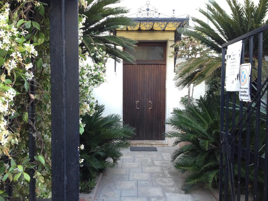 Bed And Breakfast Via Leuca Lecce Exterior photo