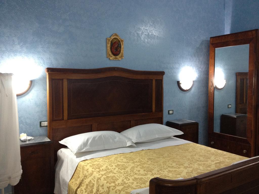 Bed And Breakfast Via Leuca Lecce Exterior photo