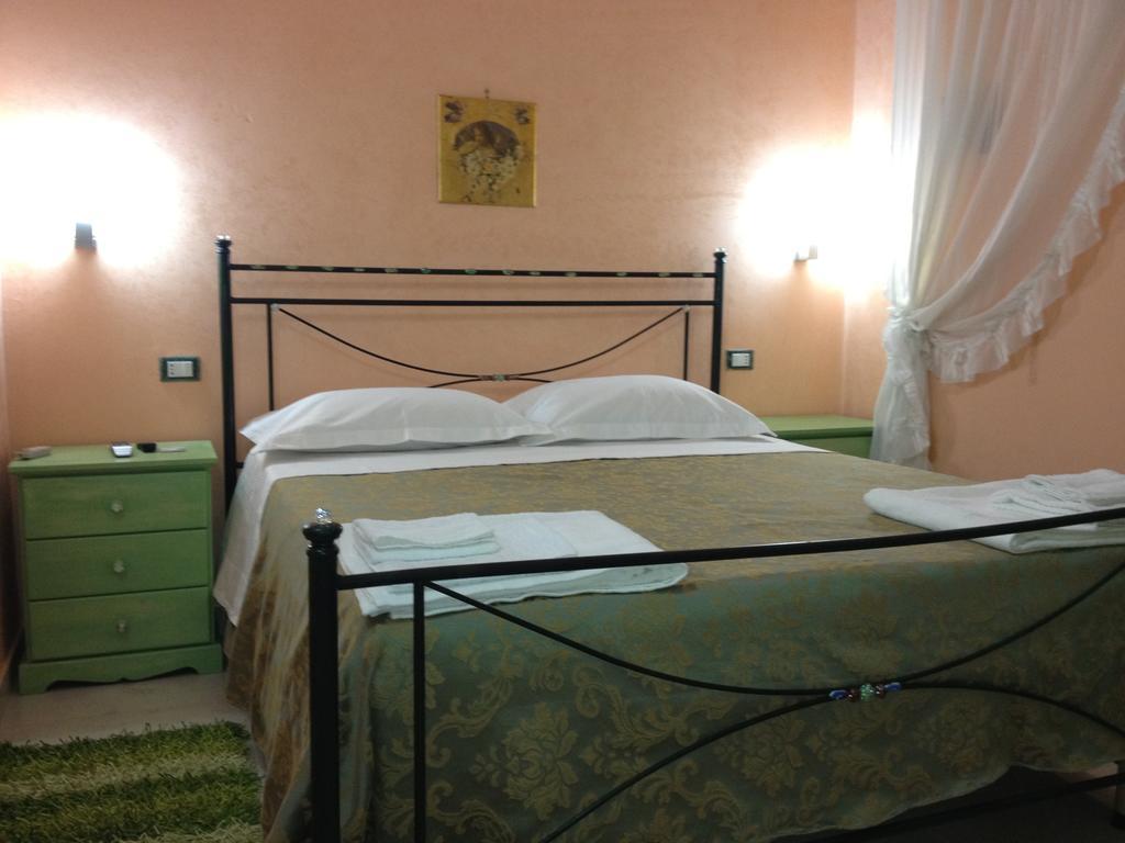 Bed And Breakfast Via Leuca Lecce Exterior photo